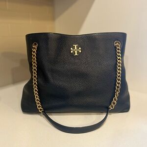 Tory Burch Black Leather Handbag with Gold Hardware 🖤💛